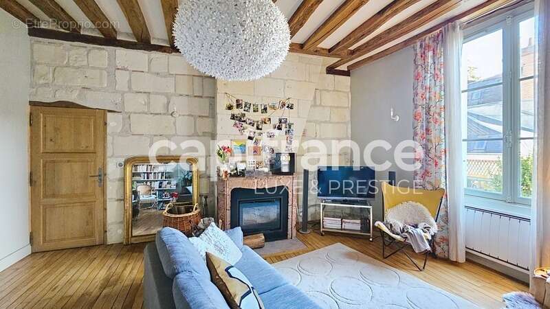 Appartement à SAINT-CYR-SUR-LOIRE