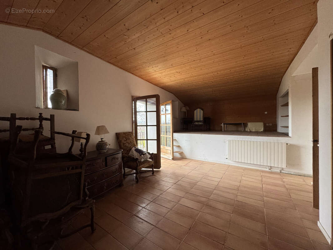 Maison à CUXAC-D&#039;AUDE