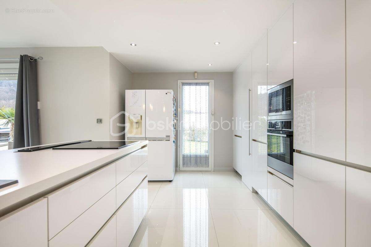 Maison à BEAUCROISSANT