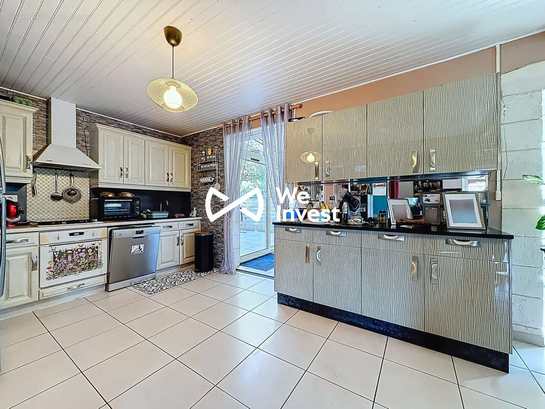 Maison à ARTIGUELOUVE