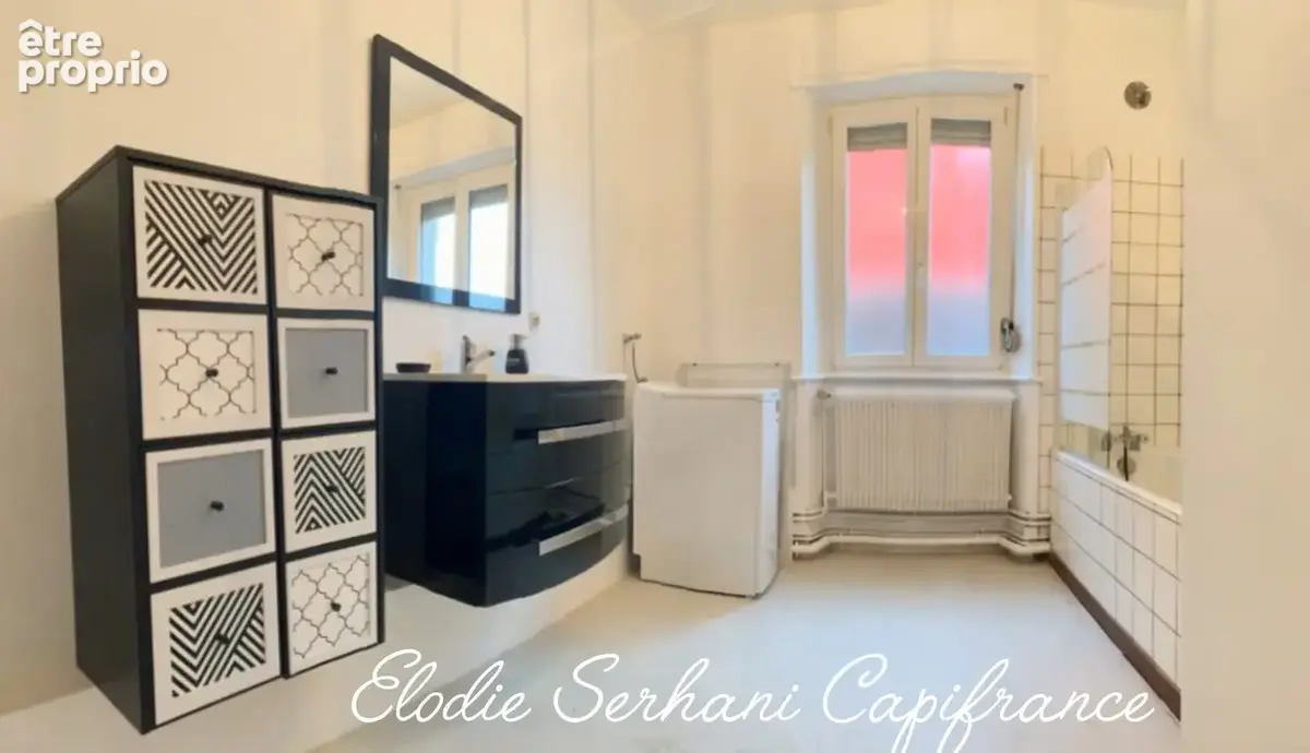 En Exclusivité, immeuble de rapport (1 local commercial +T1 + T2+ T3) à Sainte-Suzanne - photo 2