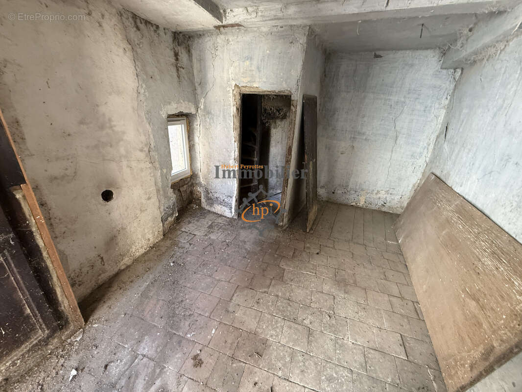 Appartement à SAINT-AFFRIQUE
