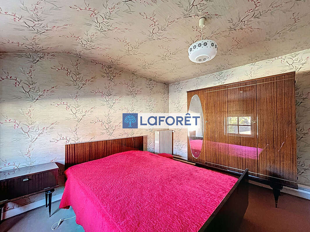 Maison à DOMMARTIN-LE-SAINT-PERE