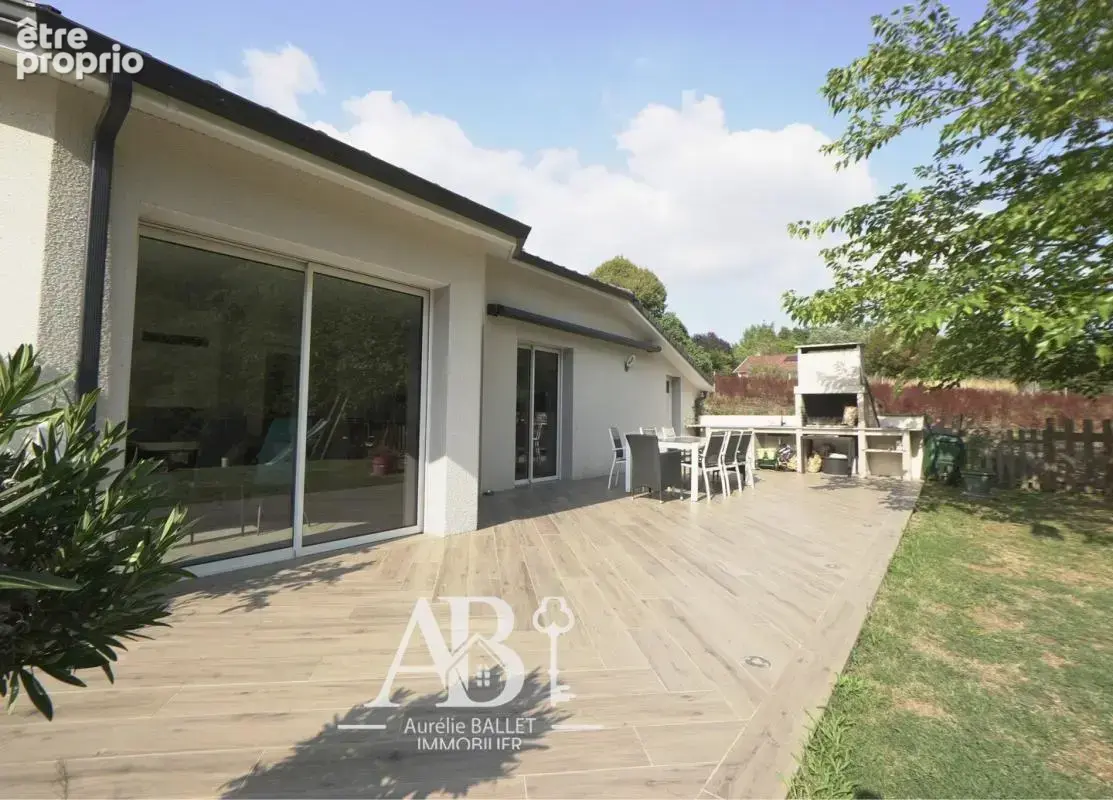 Contemporaine de plain pied -101 m2- finitions soignees - photo 3