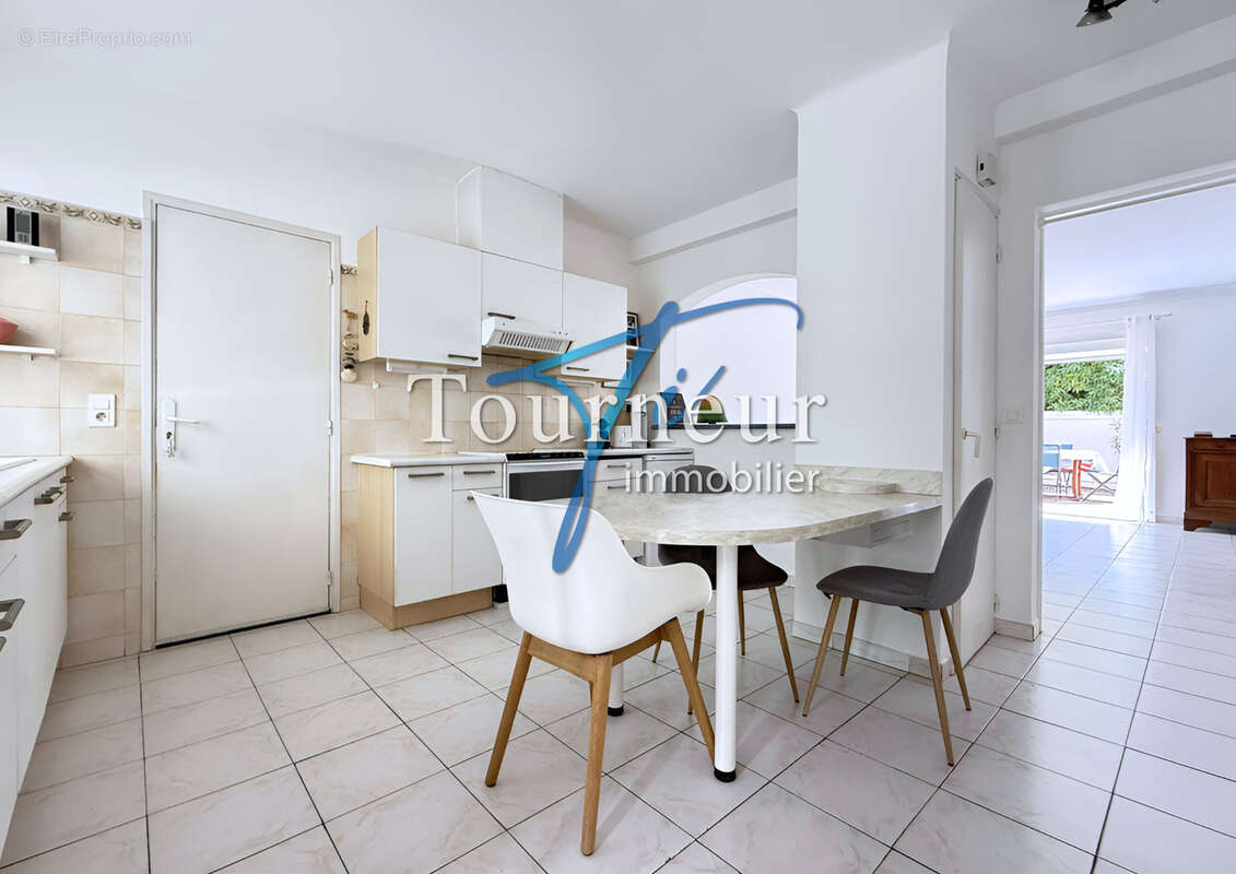 Appartement à SANARY-SUR-MER