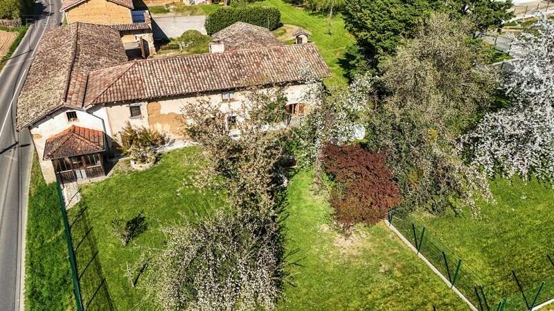 Maison à GENOUILLEUX