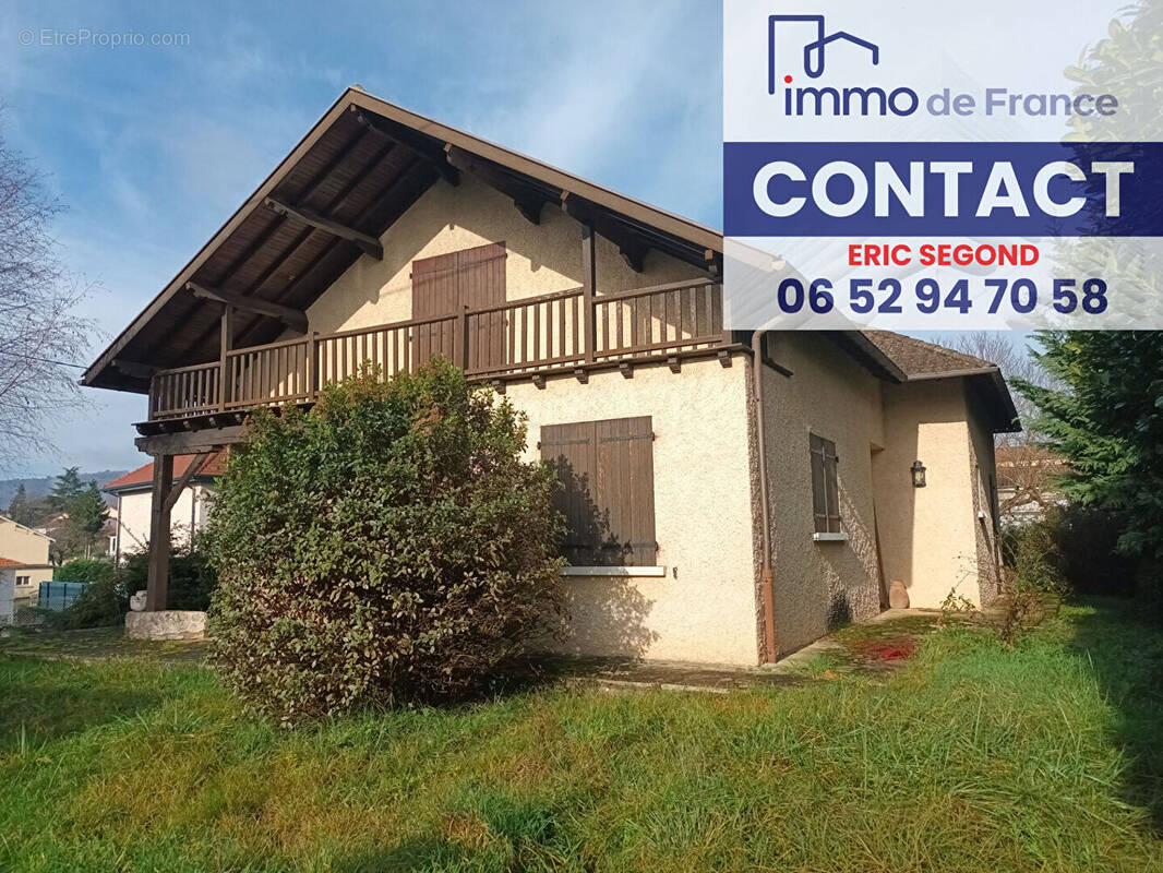 Maison à LIVINHAC-LE-HAUT