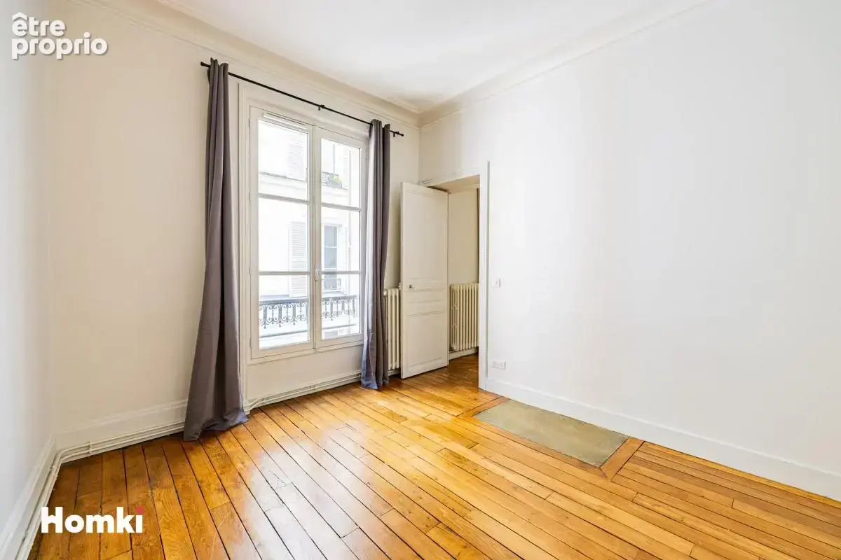 Appartement T3 de 72 m² à Paris 75009, Boulevard de Clichy - photo 10