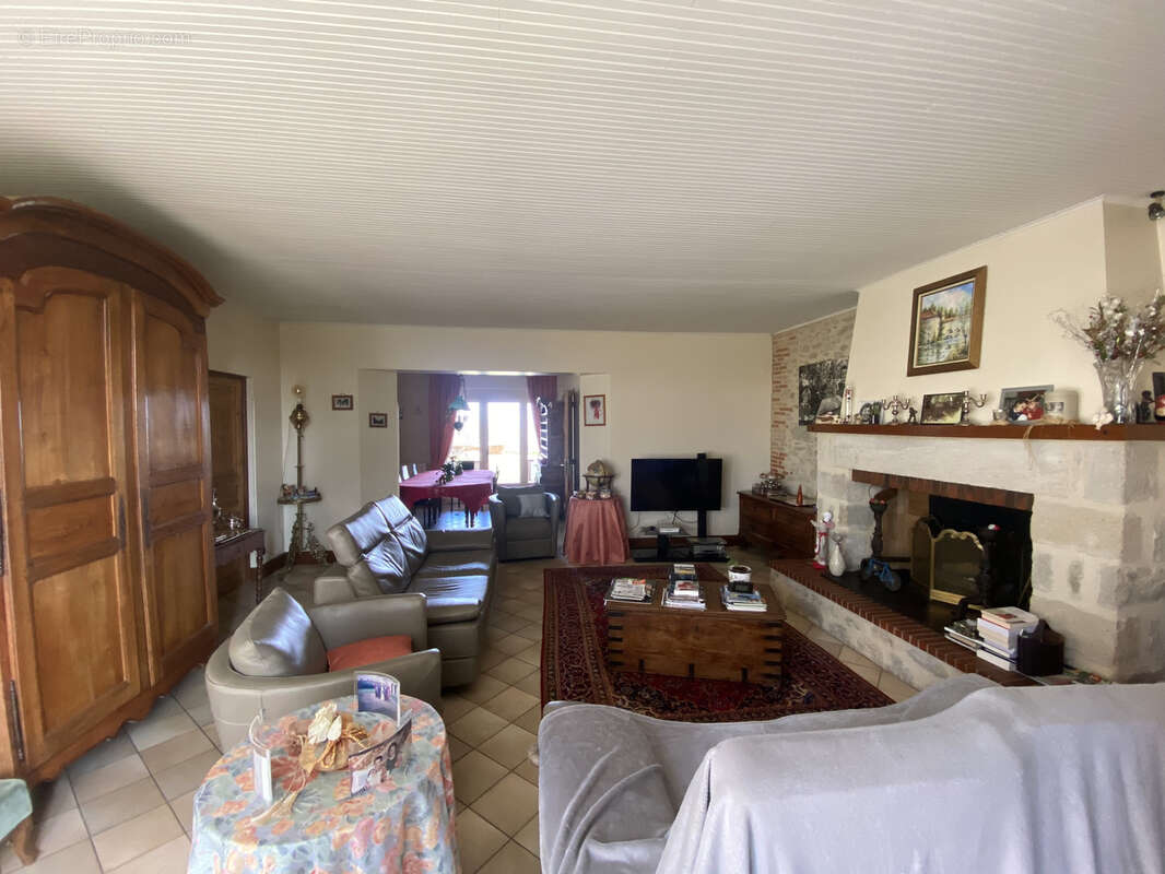 Maison à LA REOLE