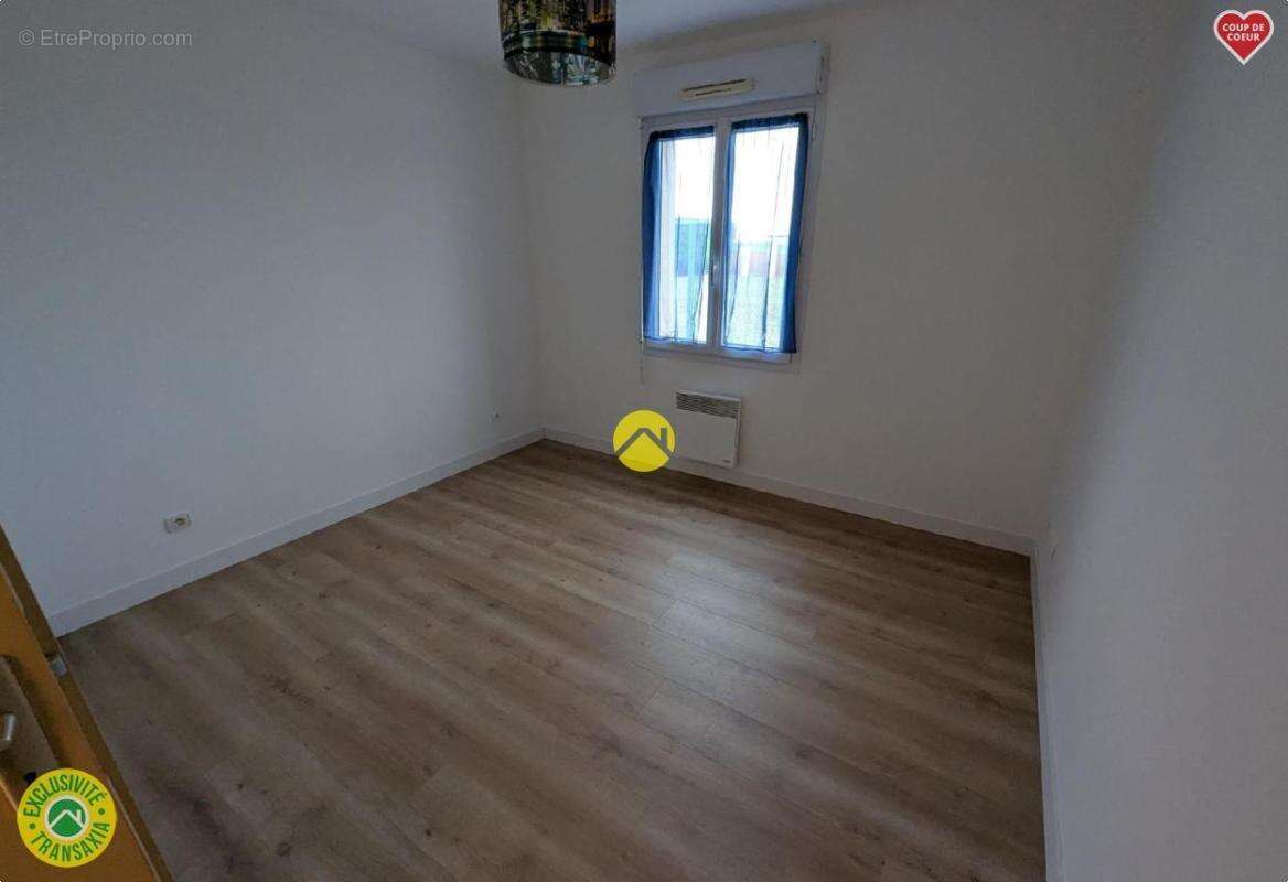 Maison à MOULINS-SUR-YEVRE