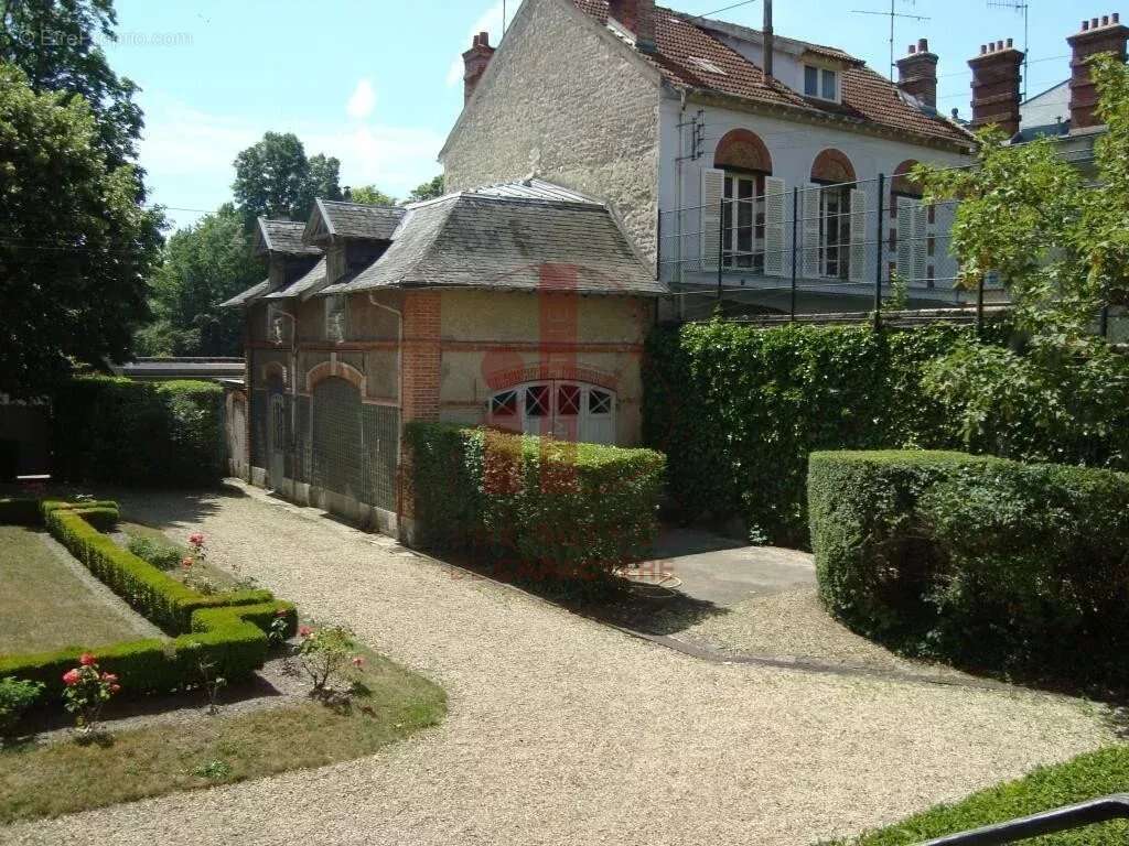 Maison à FONTAINEBLEAU