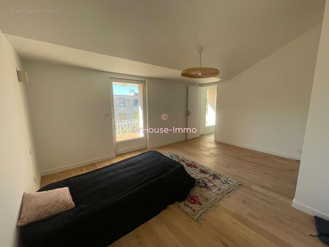 Maison à MARSEILLE-8E