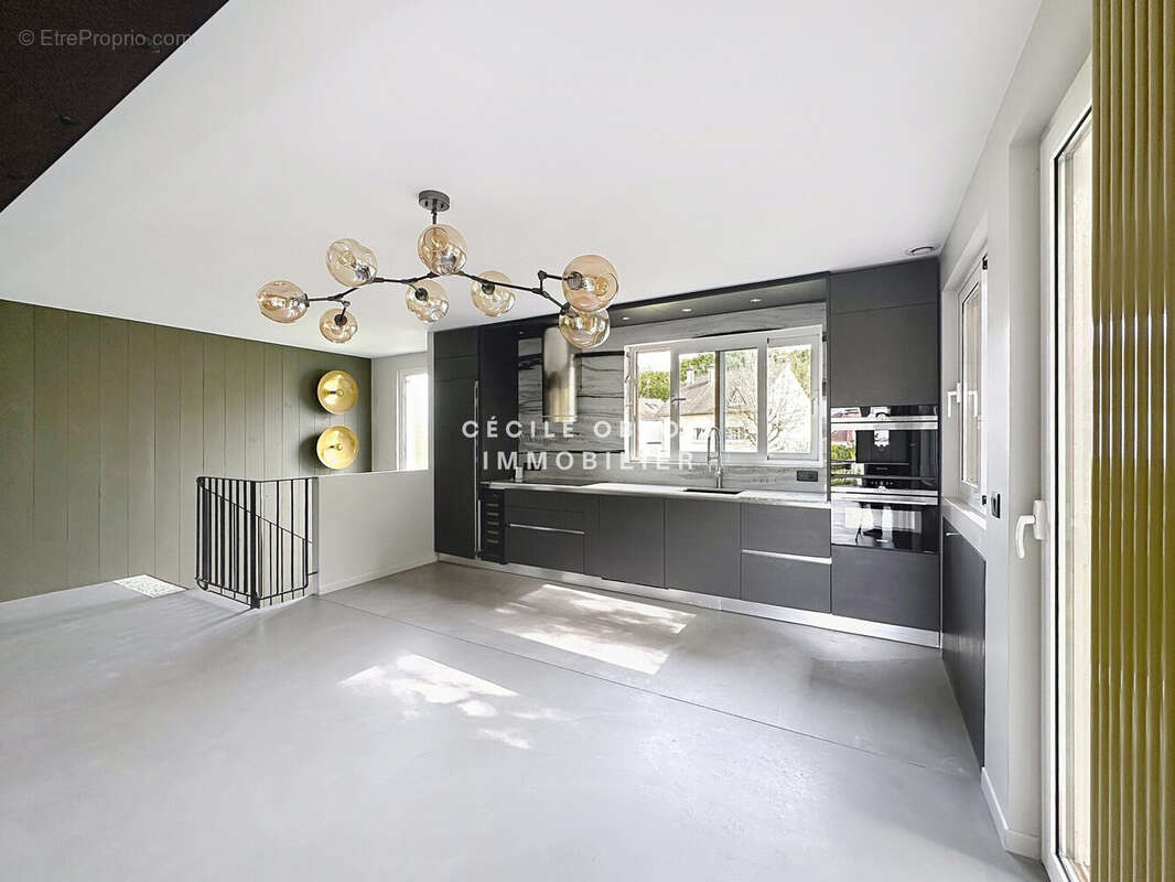 Maison à VILLIERS-SUR-MARNE