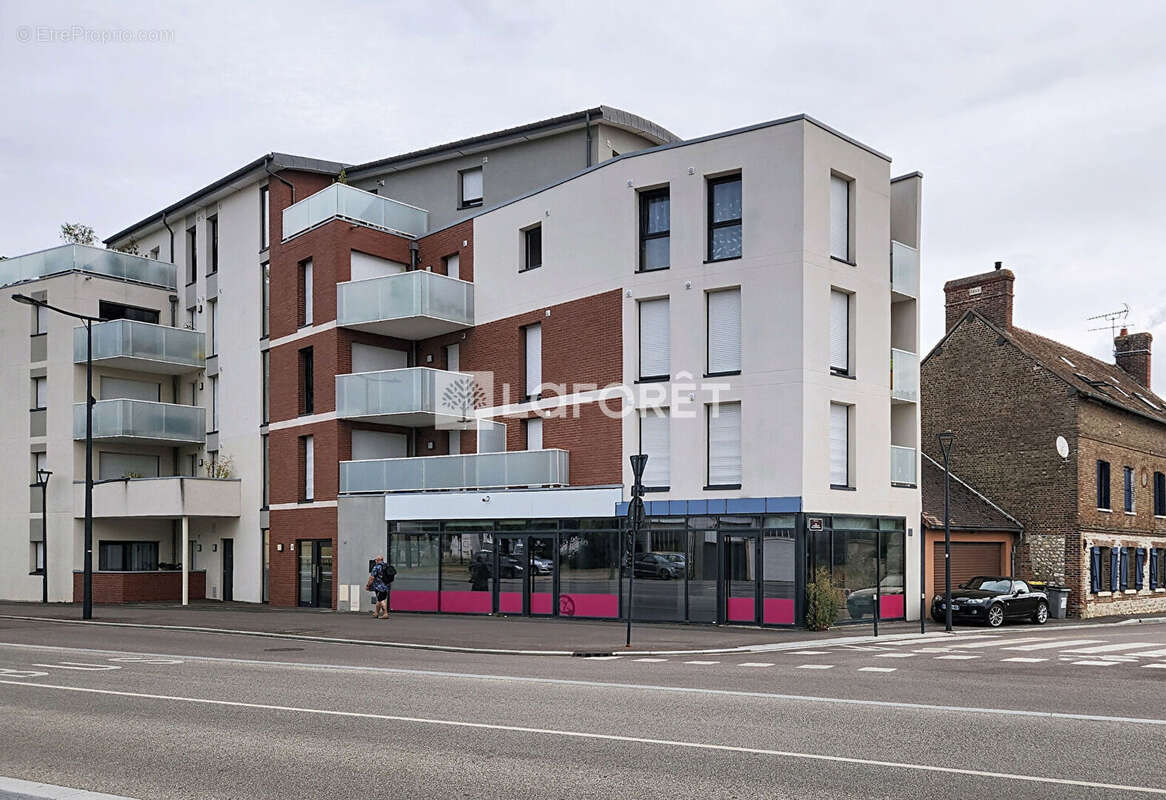 Local d'activité 90m² - centre Louviers - photo 6