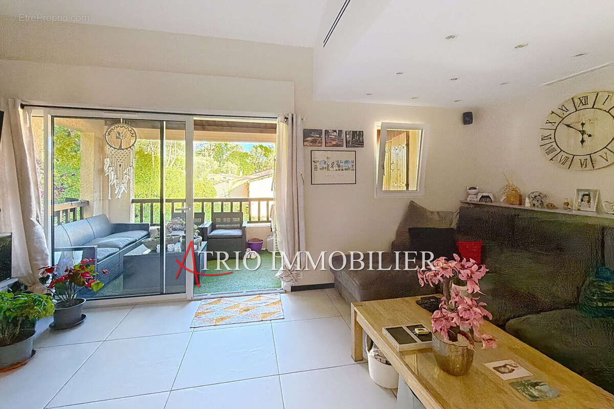 Appartement à CAGNES-SUR-MER