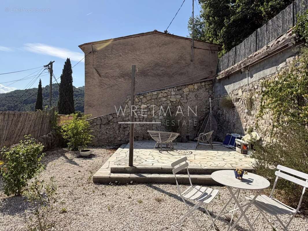 Appartement à CLAVIERS