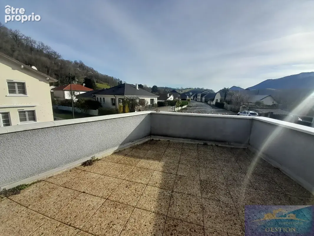 Maison familiale composée de deux logements avec jardin - photo 17