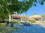 Photo 1 - Maison à SAINT-HILAIRE-DES-LOGES