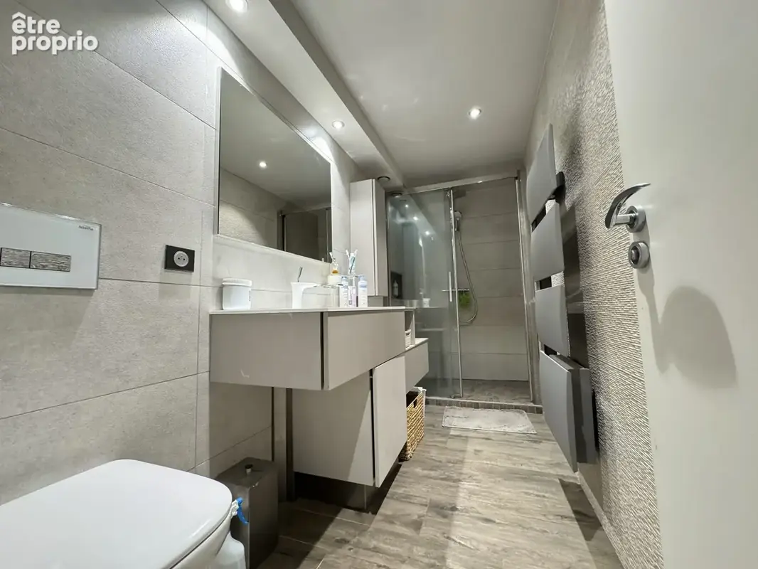 Appartement 4 pièces 80 m² à vendre à L'etrat (42580) - photo 9