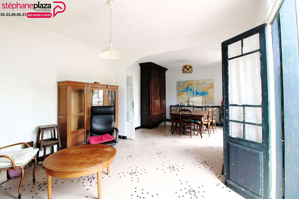 Maison à VILLENAVE-D'ORNON