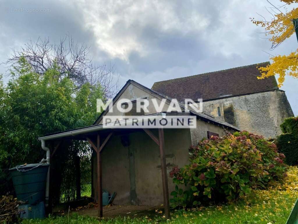 Maison à BILLY-CHEVANNES