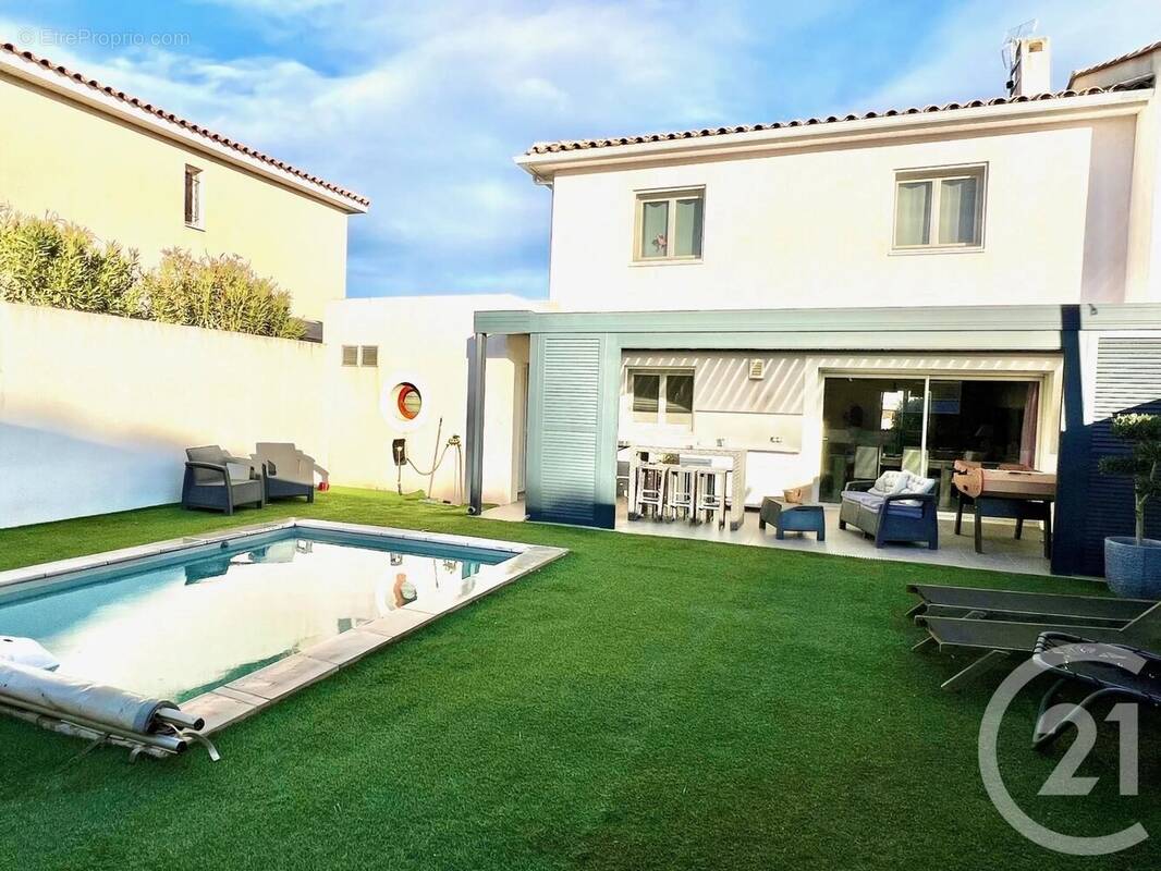 Maison à LA LONDE-LES-MAURES