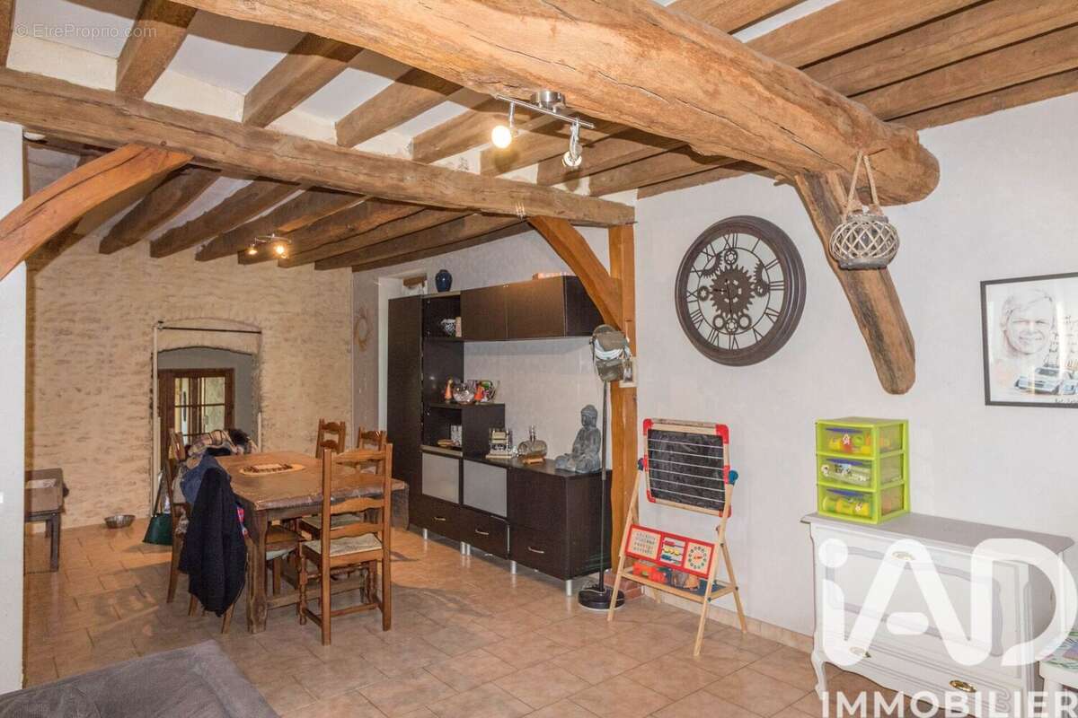 Photo 4 - Maison à SAINTE-GENEVIEVE-DES-BOIS