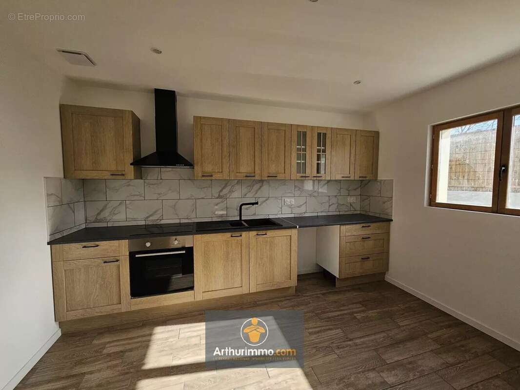 Maison à FONTENAY-LE-COMTE