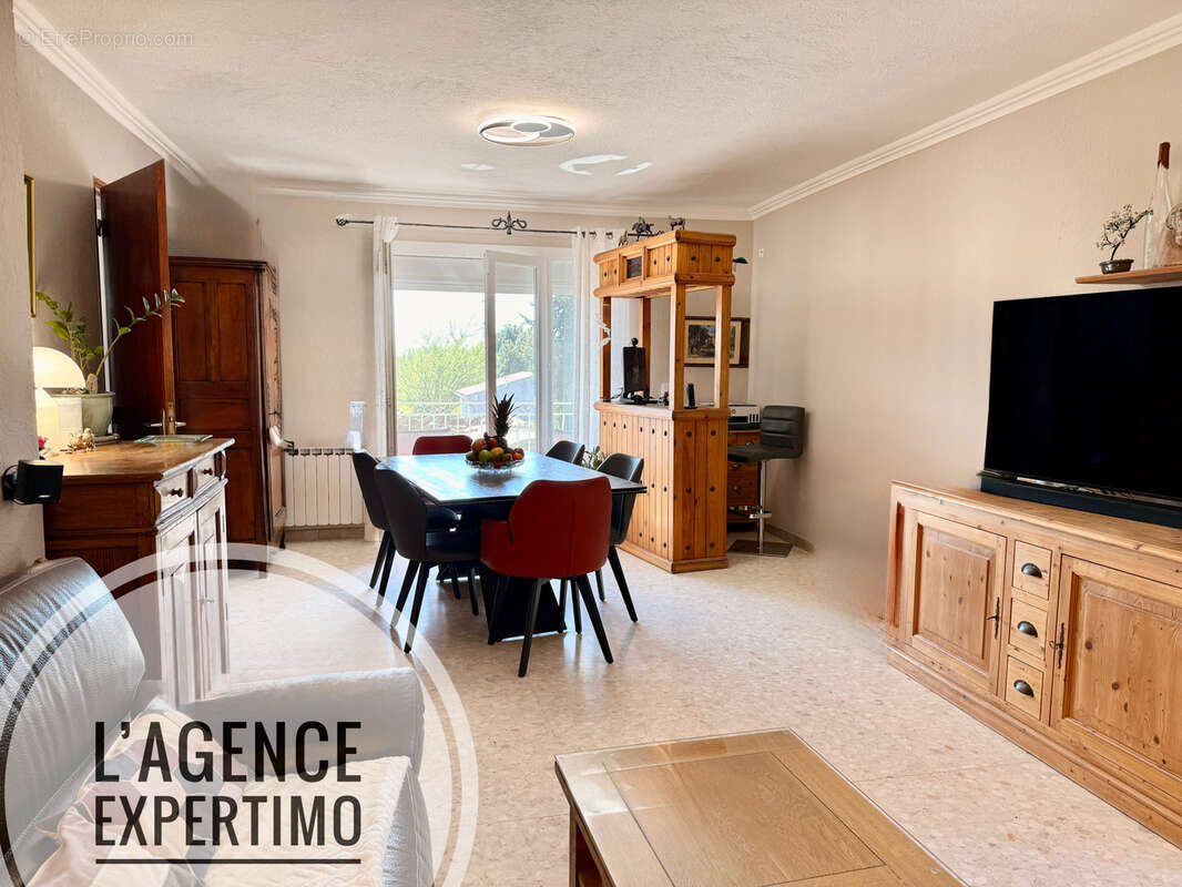 Plusieurs possibilités pour cette grande et belle maison - photo 16