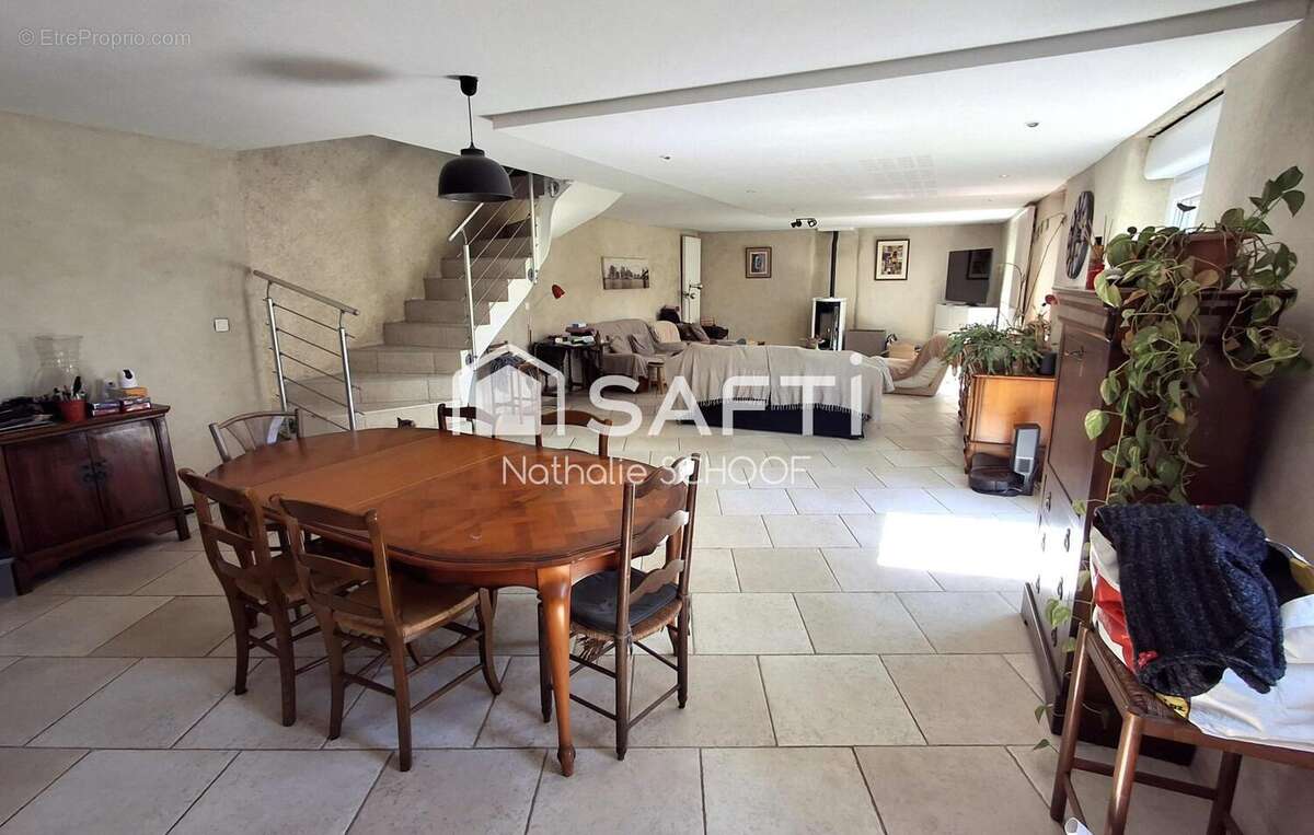 Maison 215 m² à La Chapelle-Neuve  - photo 7