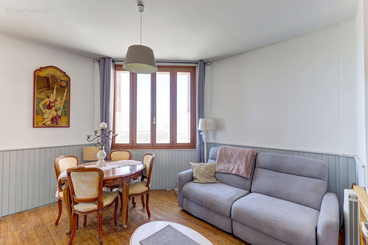 Appartement à VICHY