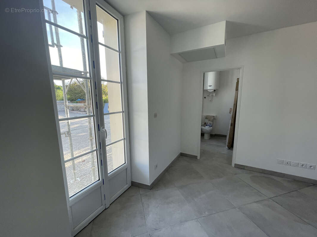 Studio 30 m2 avec jardin privatif et parking   Auxonette (77310) - photo 5