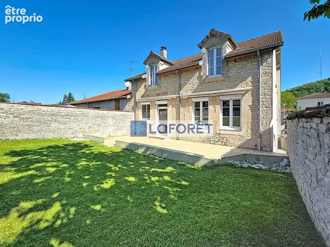 Maison à FRONCLES