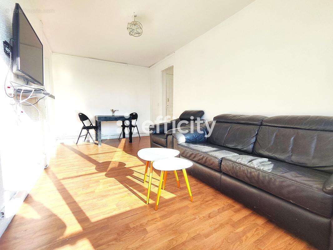 Appartement à MONTREUIL