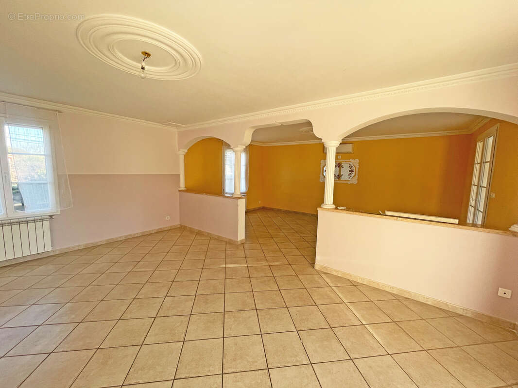 Maison à SAINT-GENIES-DE-MALGOIRES