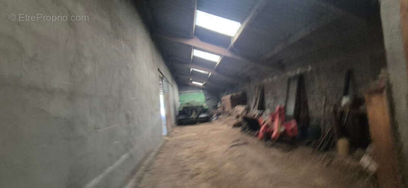 Bâtiment agricole vendre 3 pièces LE MALZIEU FORAIN (48) - photo 6