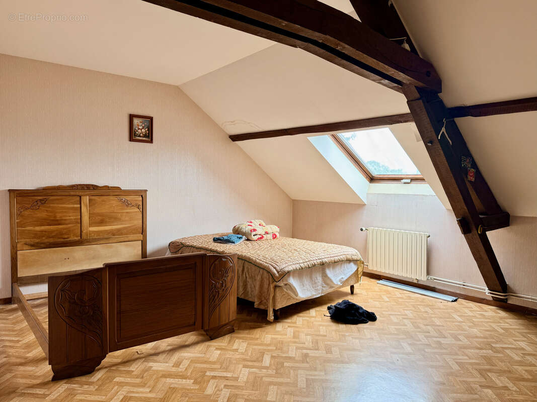 Maison à CHEMIRE-SUR-SARTHE