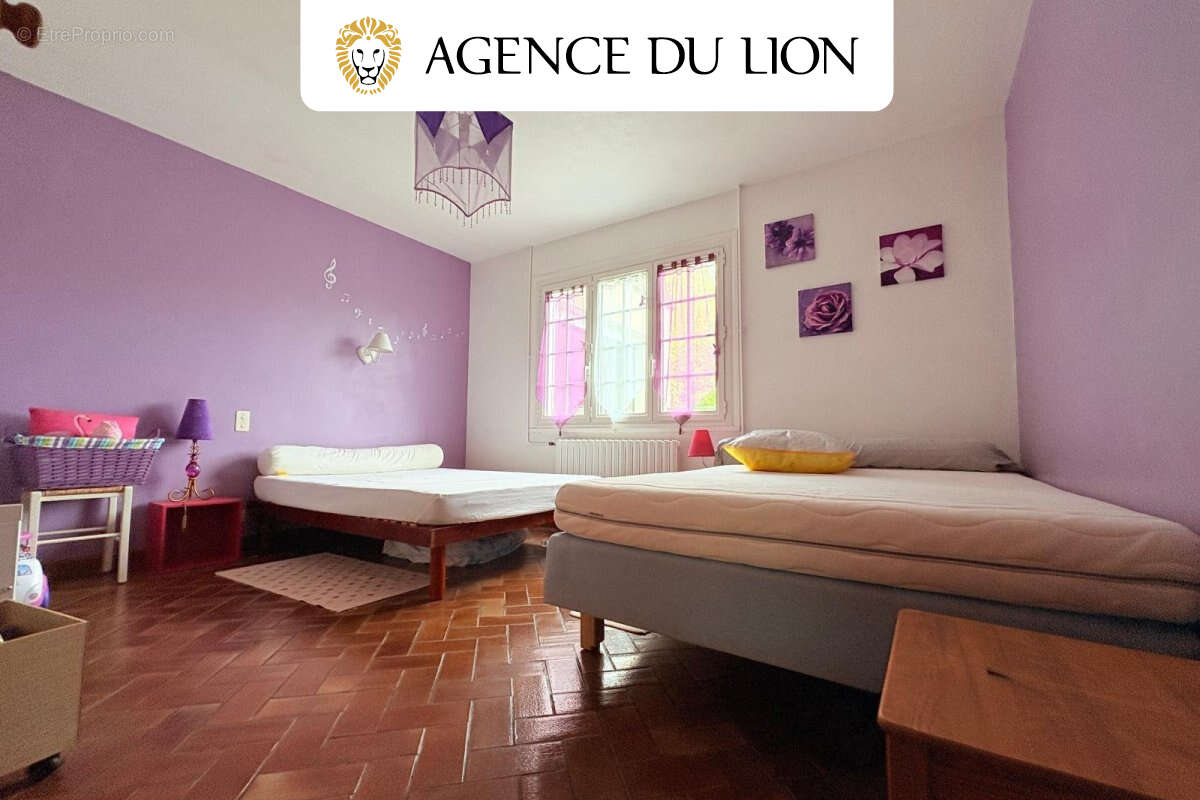 Maison à MONTREUIL