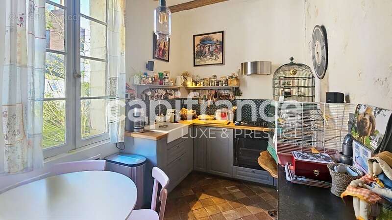 Appartement à SAINT-CYR-SUR-LOIRE