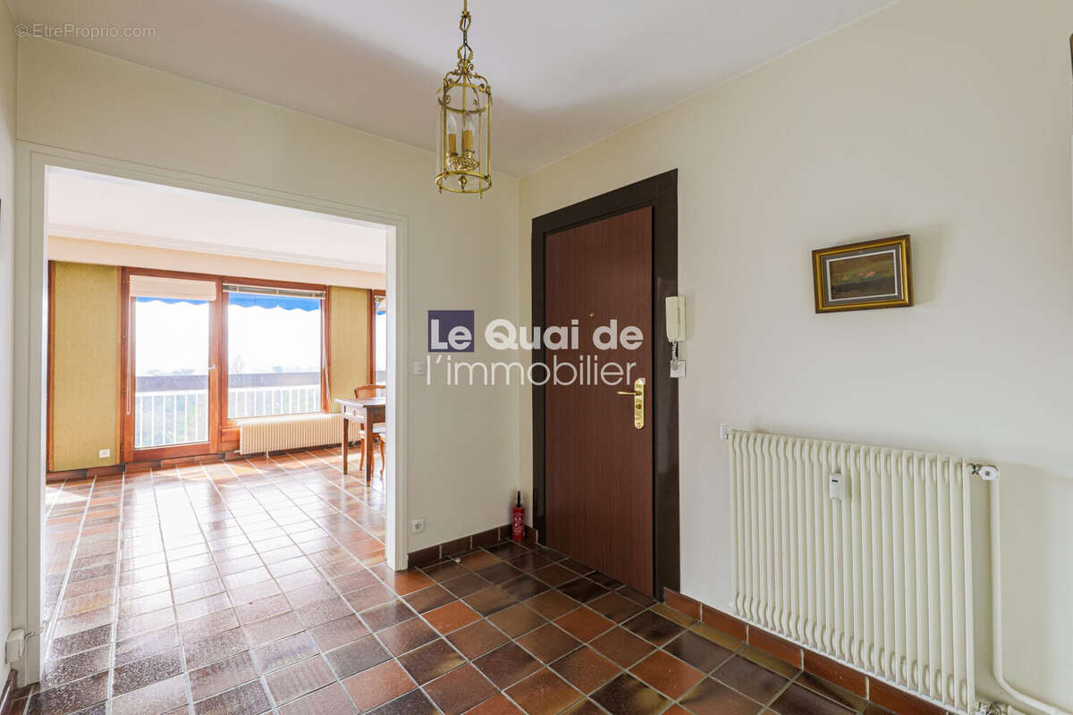 Appartement à SAINT-EGREVE