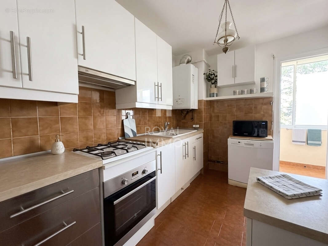 Appartement T3 de 68 m2 avec Terrasse, Garage & Cave   Serinette - photo 6