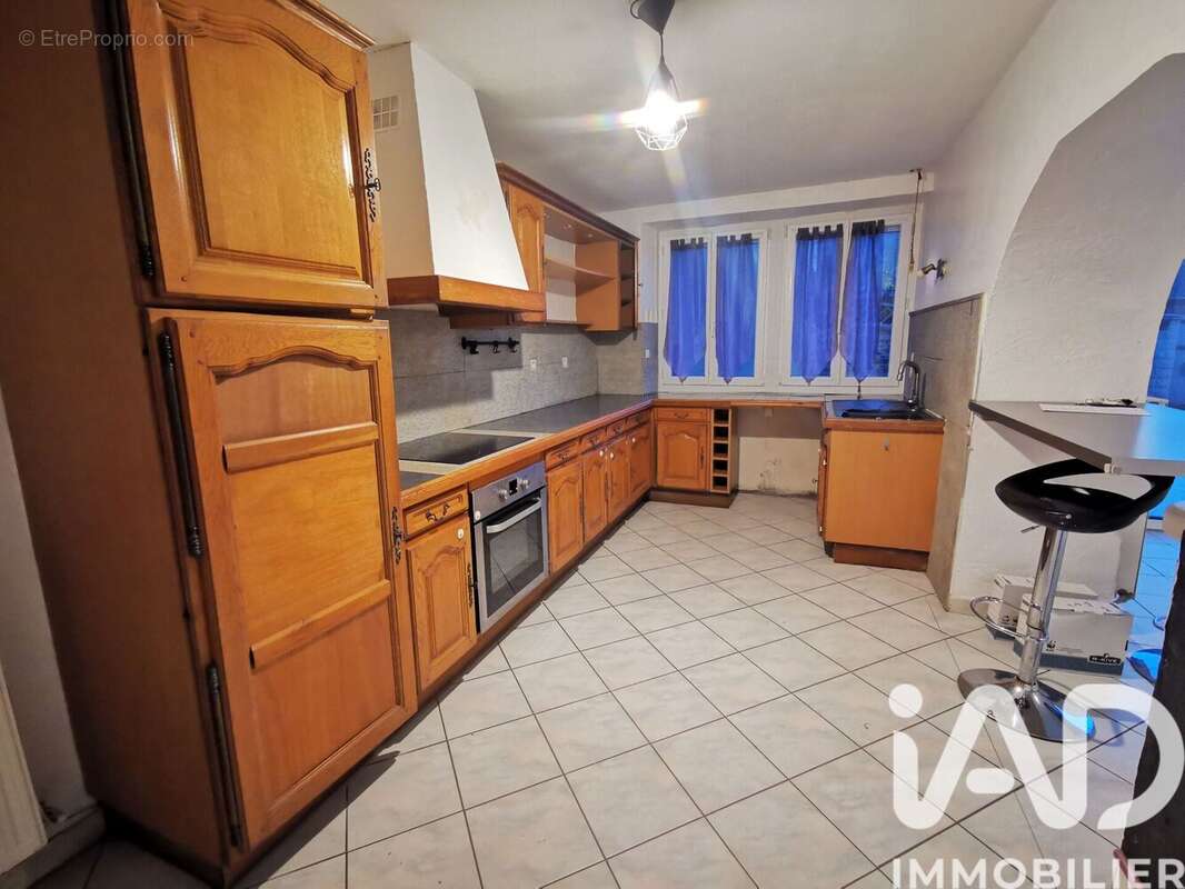 Photo 3 - Maison à PIERRE-CHATEL