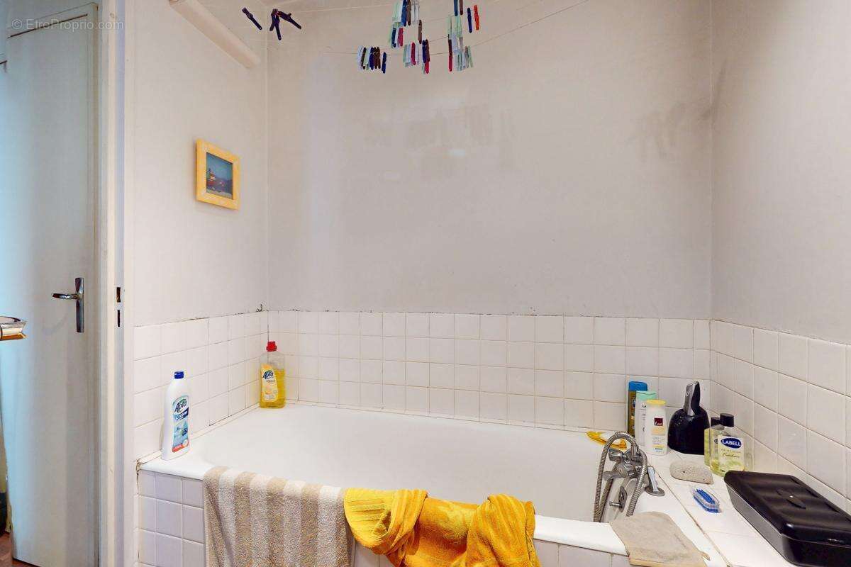 Appartement à MARSEILLE-12E