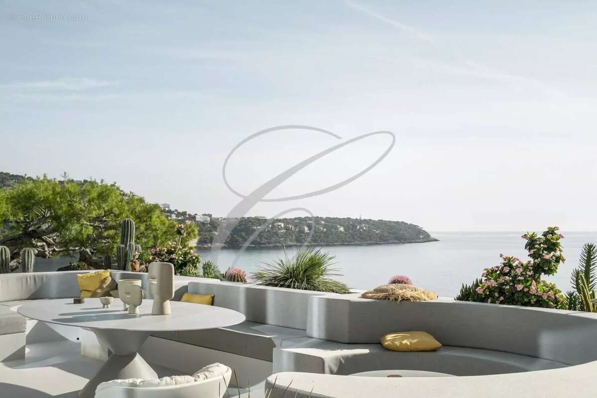 Maison à ROQUEBRUNE-CAP-MARTIN