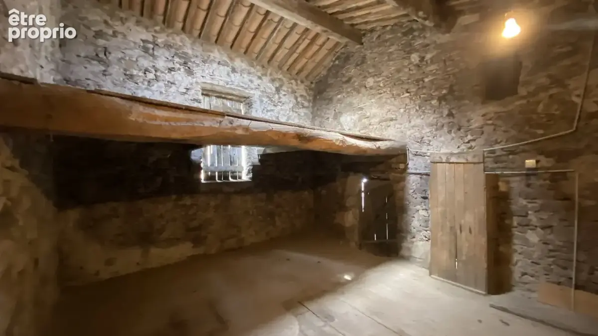 A vendre en exclusivité ensemble immobilier de 257 m2 à rénover avec jardin à Minerve - photo 7