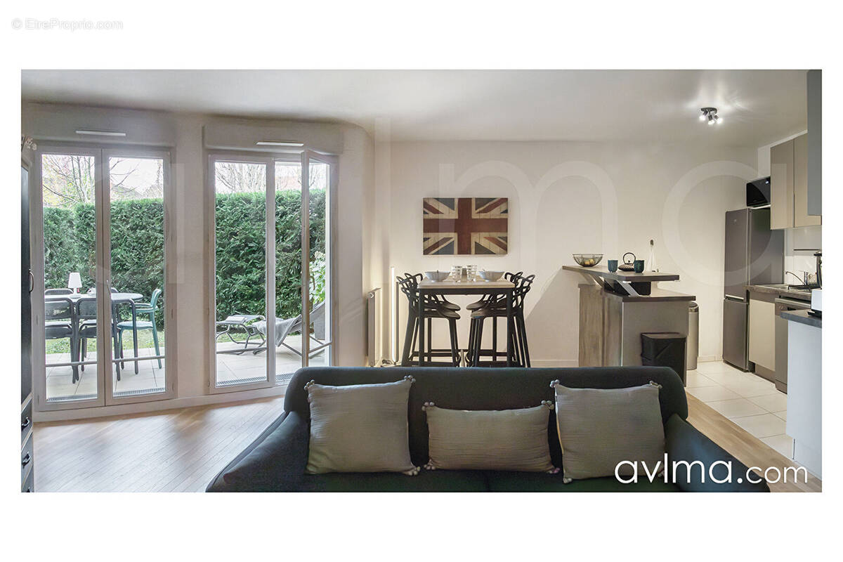 Appartement à SAINT-CYR-L'ECOLE