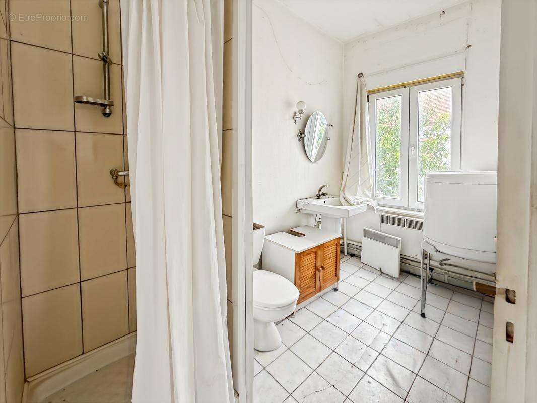 RENTABILITÉ EXCEPTIONNELLE - 5 Lots dans un Immeuble de Rapport - Cambrai - photo 3