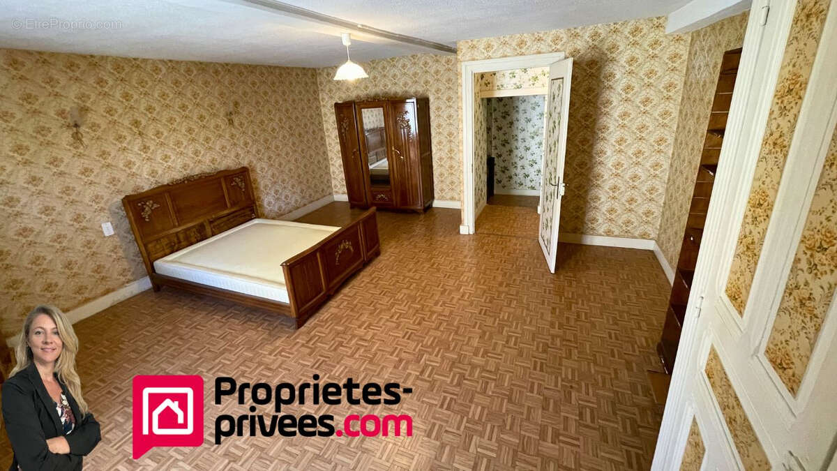 Maison de village avec grange et terrain - photo 6