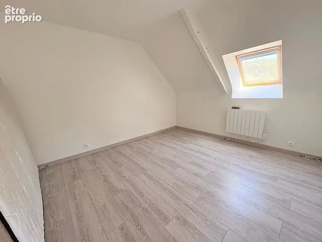 Maison 142 m² à Lanfains  - photo 2