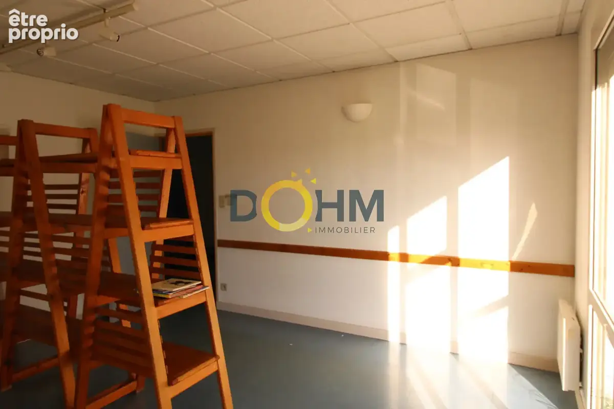 A vendre ambert local professionnel 50.60 m2 - photo 5